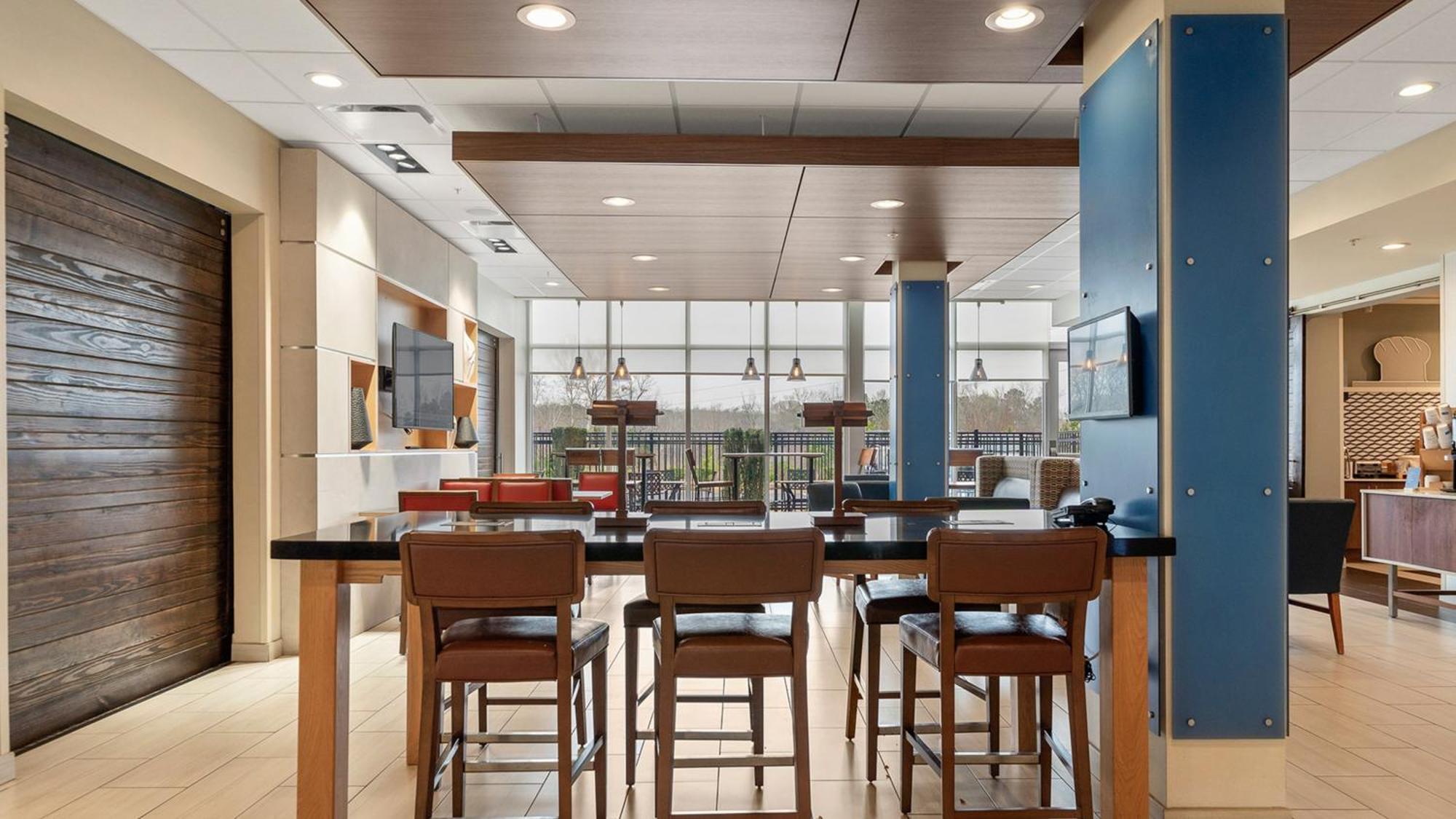 Holiday Inn Express & Suites Macon North By Ihg Eksteriør bilde