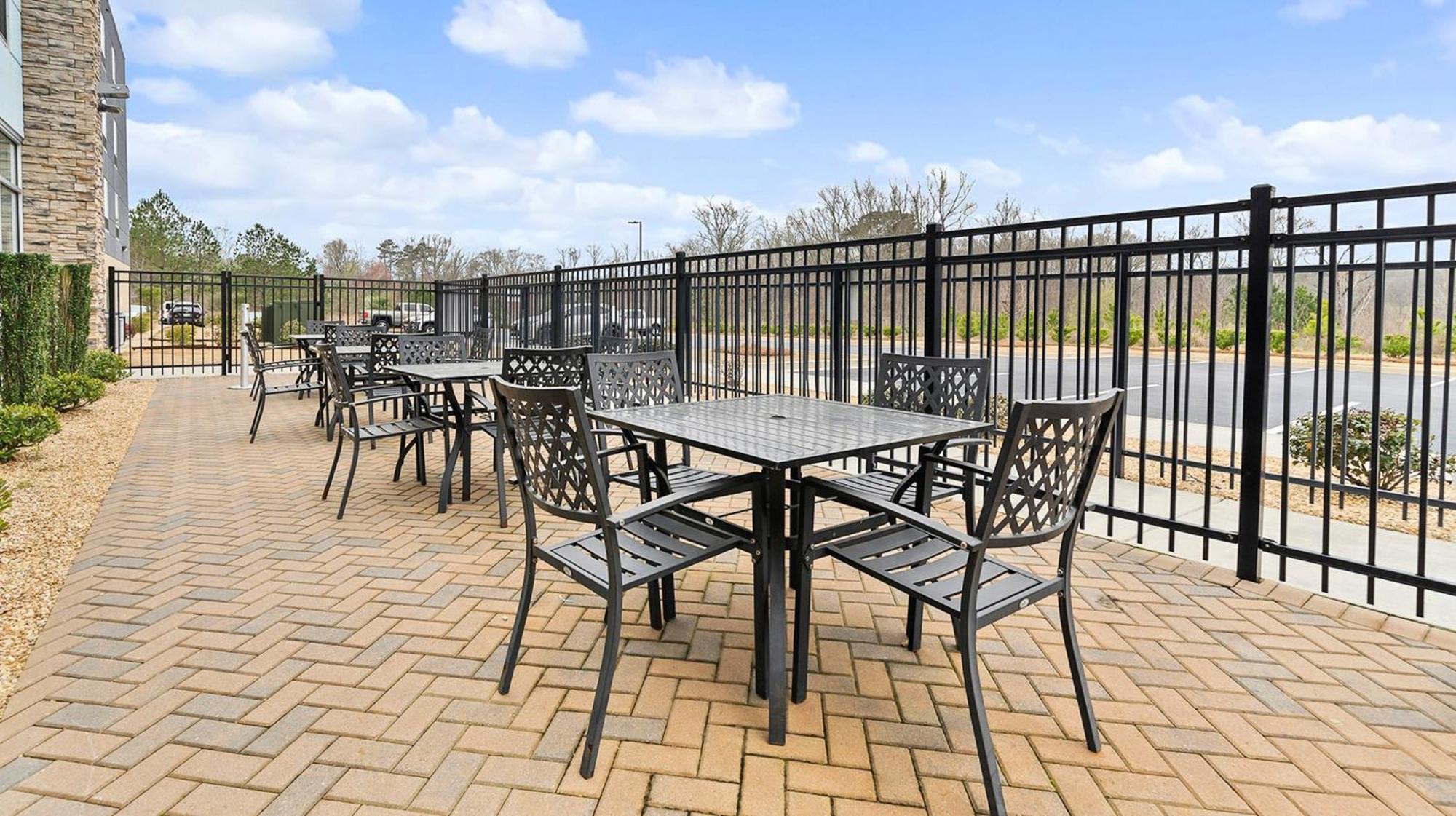 Holiday Inn Express & Suites Macon North By Ihg Eksteriør bilde